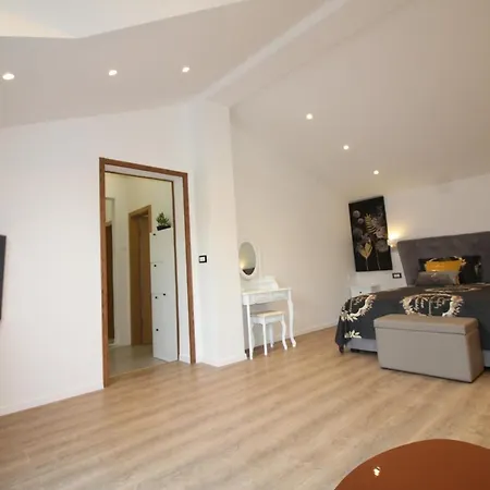 Centre1free Parking 1 Floor Apartman Makarska